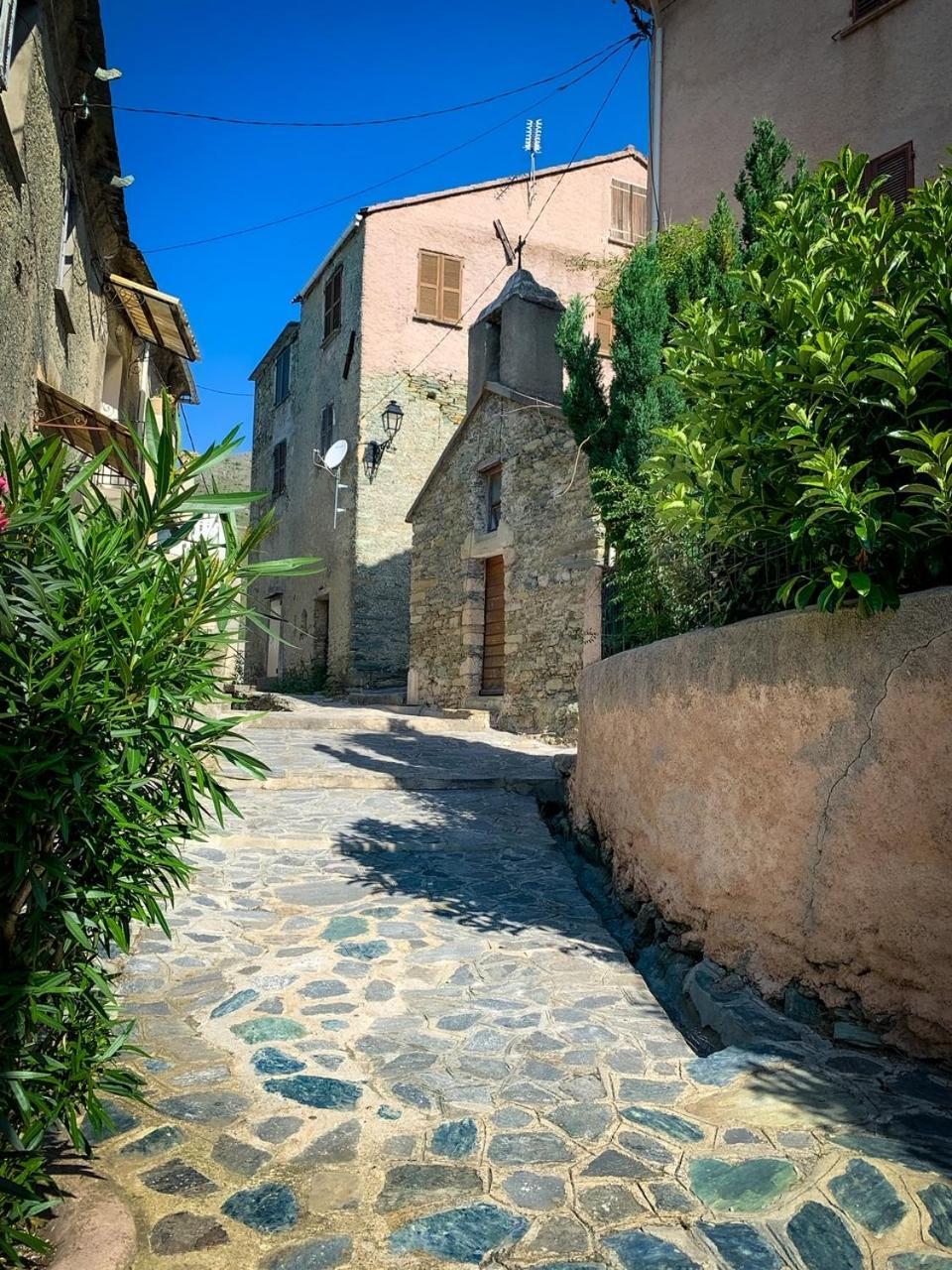 Nuits Magiques Au Village Entre Mer Et Montagnes Bigorno Экстерьер фото
