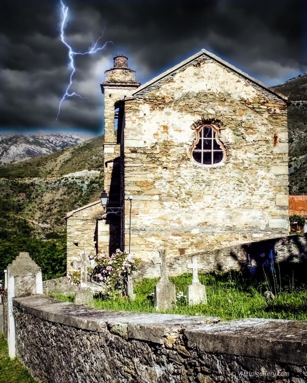 Nuits Magiques Au Village Entre Mer Et Montagnes Bigorno Экстерьер фото